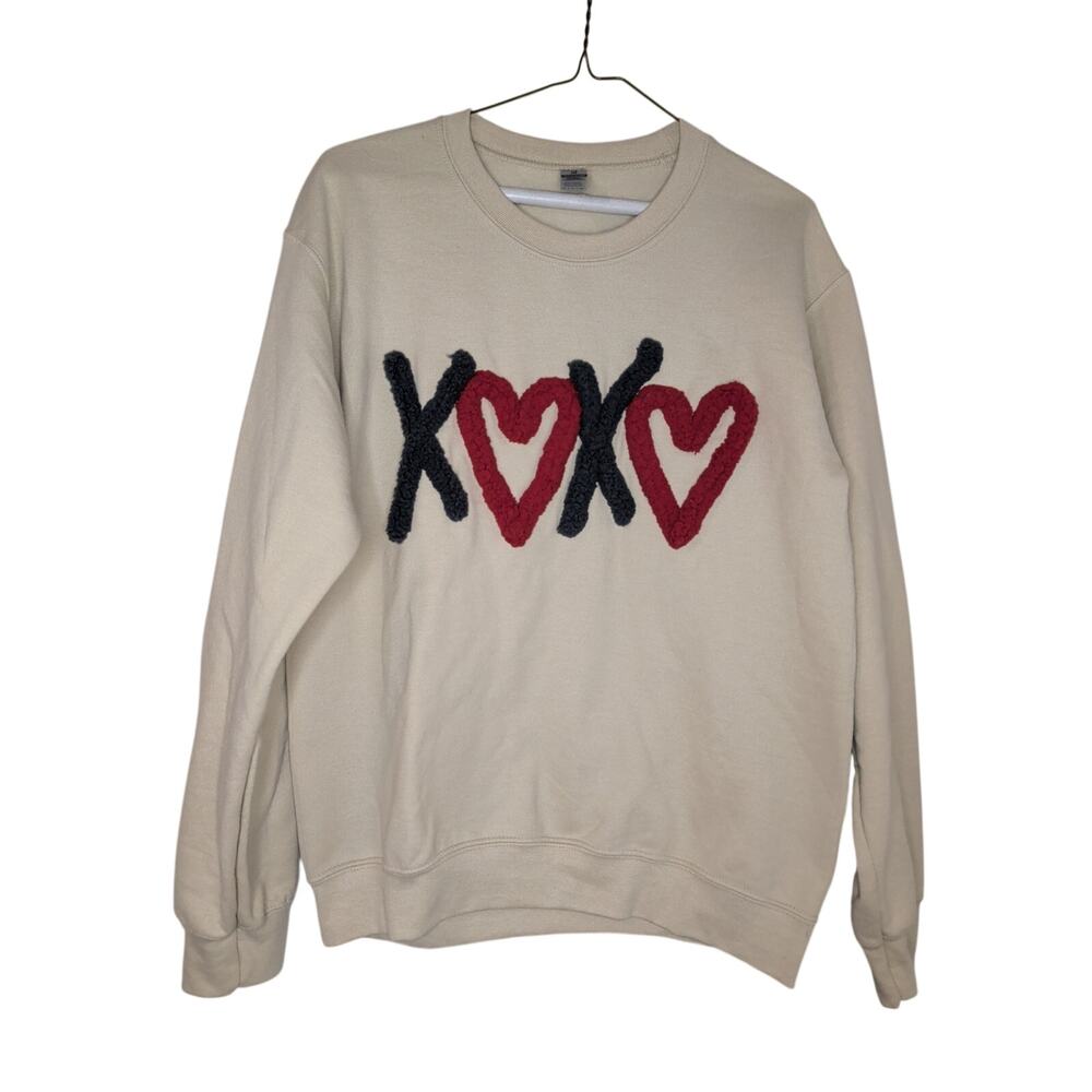 Gildan Small XOXO Valentine Sweatshirt Women Chenille Chunky Yarn Heart Crewneck